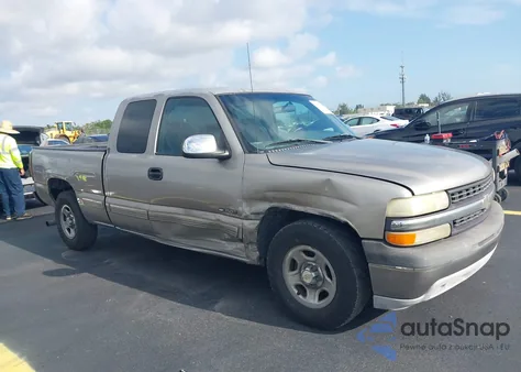 2000 Chevrolet Silverado 1500 Ls из США, поврежденный, VIN 2GCEC19V2Y1378547